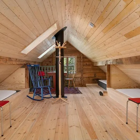 Old Modernised School And - Jacuzzi Vakantiehuis *