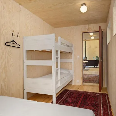 Σπίτι διακοπών Old Modernised School And - Jacuzzi *
